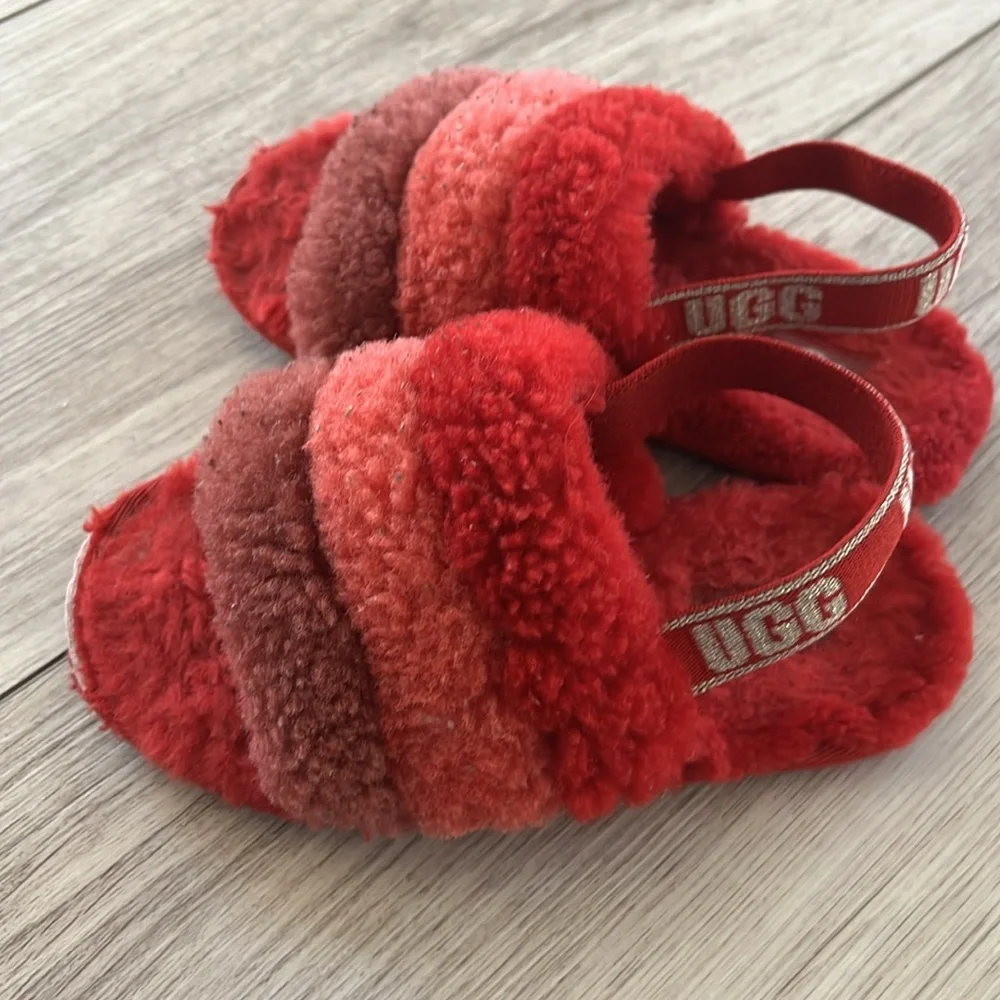 UGG Toddler Fluff Yeah Red Slipper Shoes Size 11